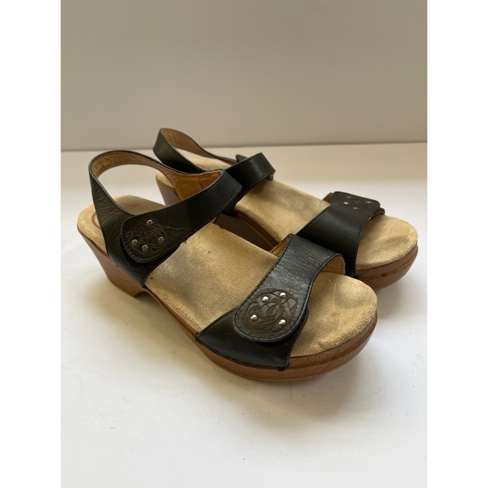 Dansko Platform Leather Tooled Shoes Women’s Size 37
